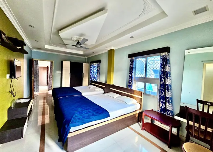 Bobby Premium Residency 350M From Jagannath Temple
